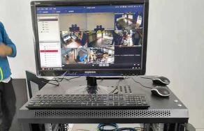 ʏ�������O(ji��n)�ذ��b����ҵ��m�ϵ�λ��